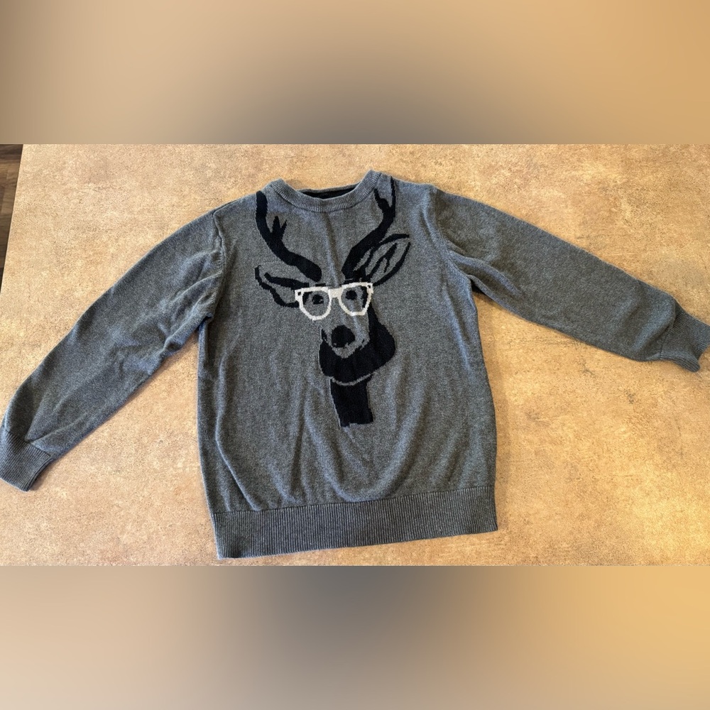 Old Navy Charcoal Sweater with Fun Deer Design, Boys Size Small 6/7